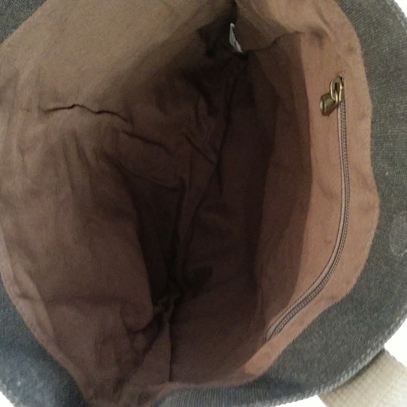 FEED Canvas Go To Bag & FREE Gift - Picture 6 of 10